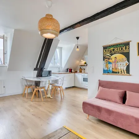 Jeanne A Duplex Vieux Marche A Apartamento *